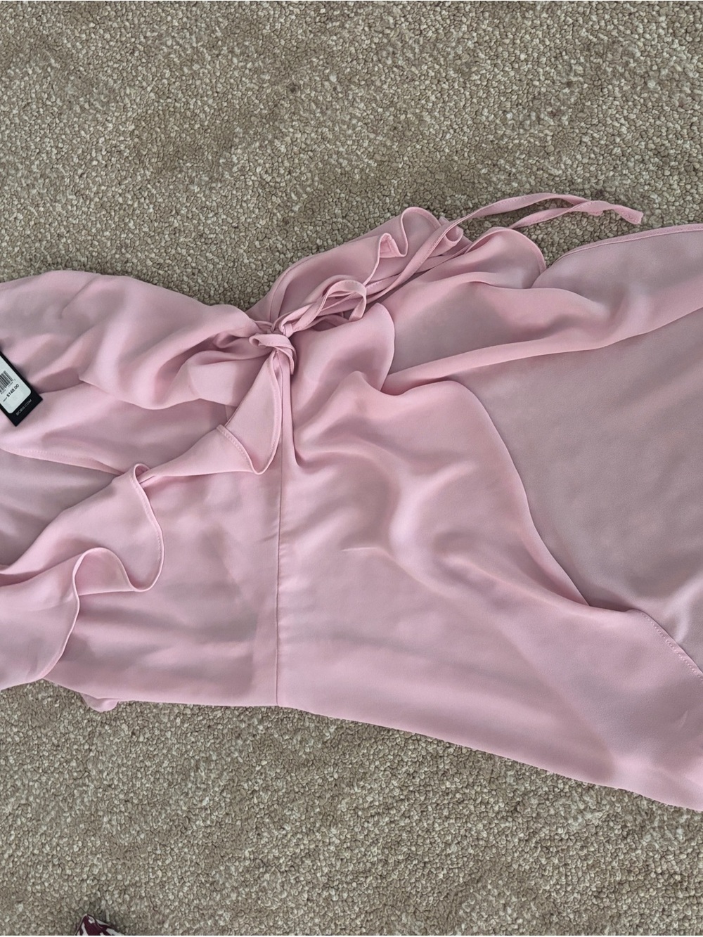 BCBGMaxAzria Light Pink Satin Short Sleeve Top